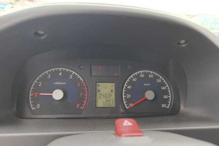 Used Suzuki Wagon R 2016 1.4L Manual Value Model Odometer Close Up