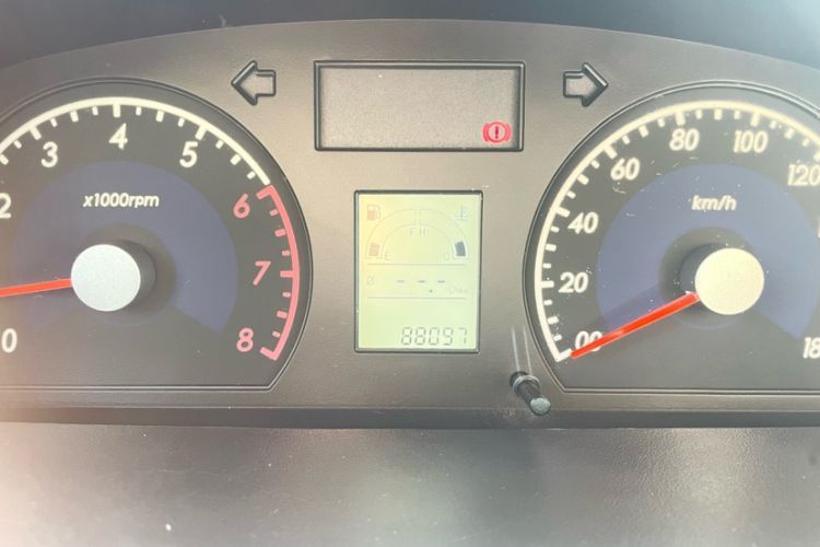 Used Suzuki Wagon R 2016 1.4L Manual Value Model Odometer Close Up