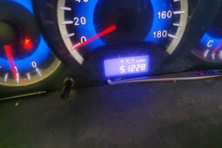 Used Suzuki Wagon R 2016 1.4L Manual Ultra-Value Model Odometer Close Up