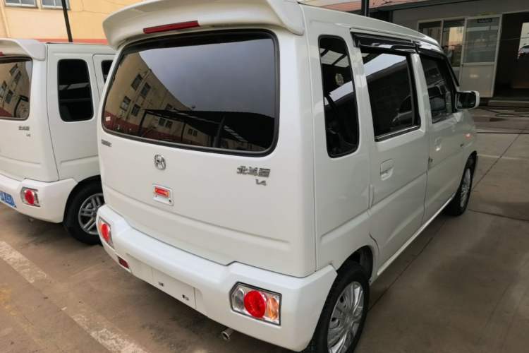 Used Suzuki Wagon R 2016 1.4L Manual Value Model Rear Right 45 Deg