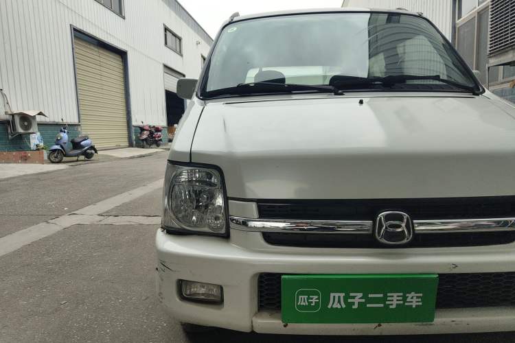 Used Suzuki Wagon R 2016 1.4L Manual Value Model Right Front Headlight