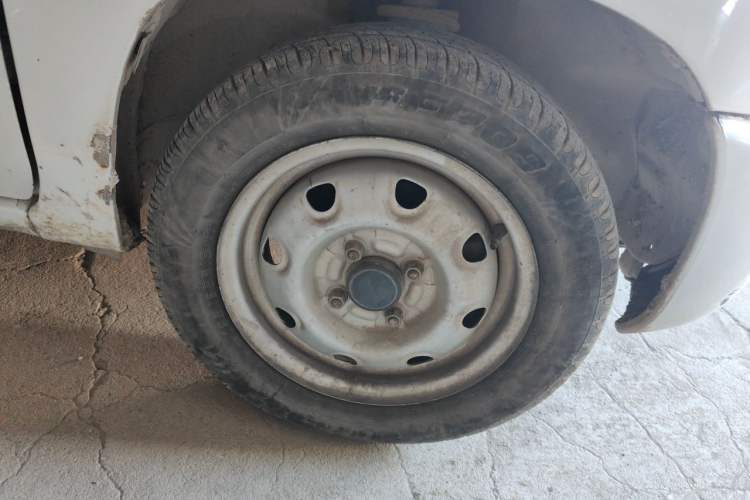 Used Suzuki Wagon R 2016 1.4L Manual Value Model Right Front Wheel Hub