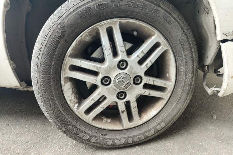 Used Suzuki Wagon R 2016 1.4L Manual Value Model Right Front Wheel Hub