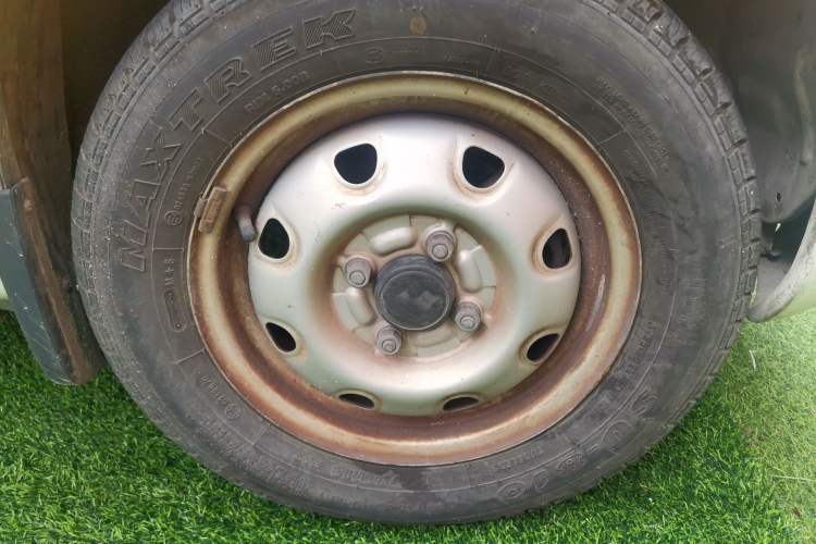 Used Suzuki Wagon R 2016 1.4L Manual Value Model Right Front Wheel Hub