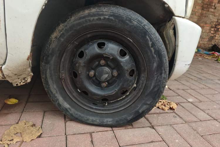 Used Suzuki Wagon R 2016 1.4L Manual Value Model Right Front Wheel Hub