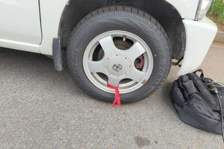Used Suzuki Wagon R 2016 1.4L Manual Value Model Right Front Wheel Hub