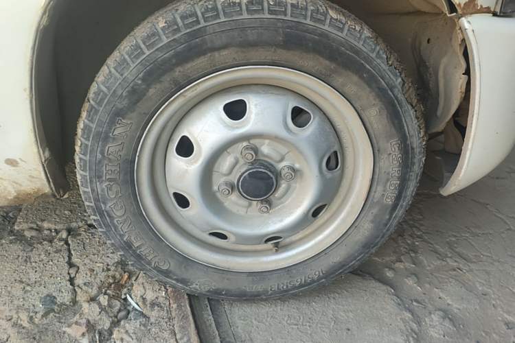 Used Suzuki Wagon R 2016 1.4L Manual Value Model Right Front Wheel Hub