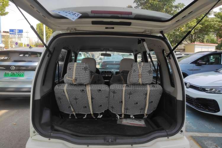 Used Suzuki Wagon R 2016 1.4L Manual Value Model Trunk
