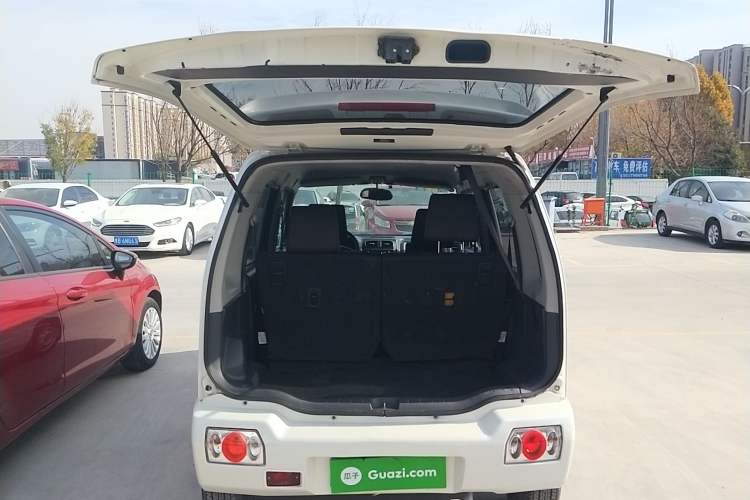 Used Suzuki Wagon R 2016 1.4L Manual Value Model Trunk