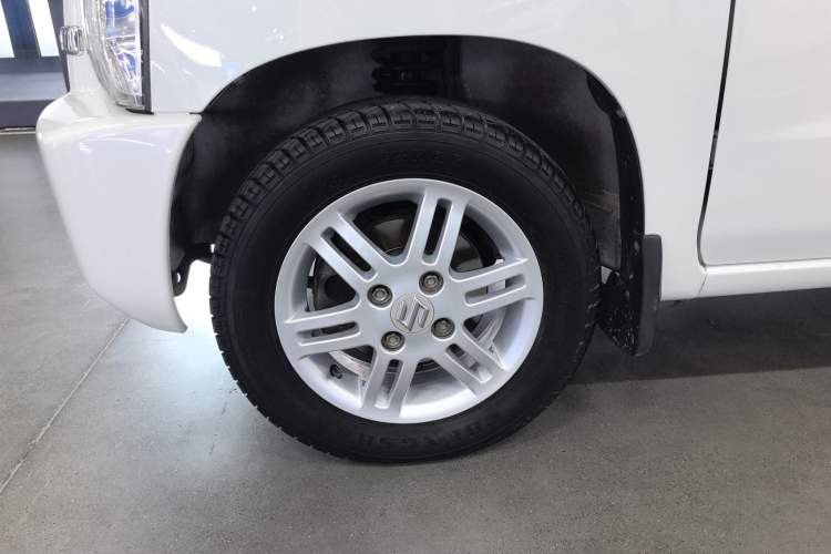 Used Suzuki Wagon R 2019 1.4L Manual Classic Model Left Front Wheel Hub