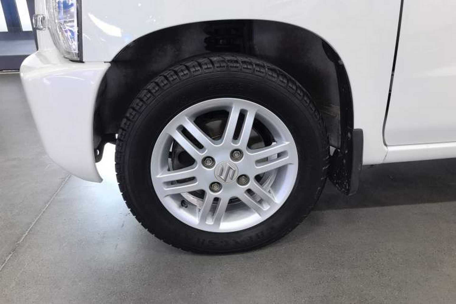 Used Suzuki Wagon R 2019 1.4L Manual Classic Model Left Front Wheel Hub