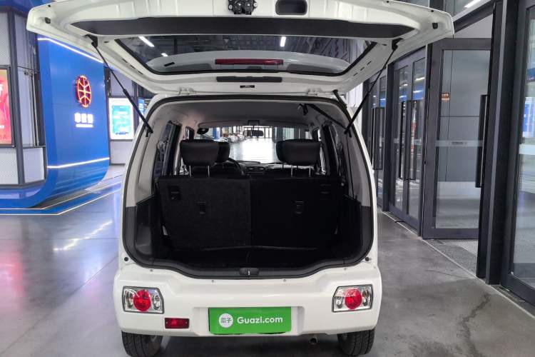Used Suzuki Wagon R 2019 1.4L Manual Classic Model Trunk