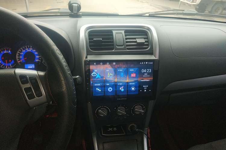 Used Suzuki Wagon R X5 2013 Revised Version 1.4L VVT Cruise Edition Audio And AC Panel