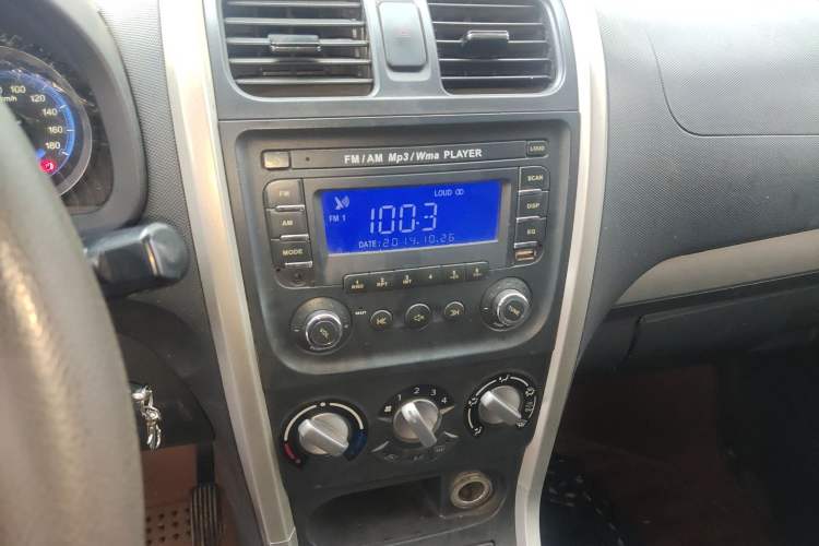 Used Suzuki Wagon R X5 2013 Revised Version 1.4L VVT Cruise Edition Audio And AC Panel
