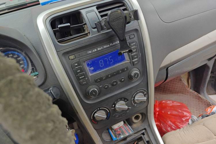 Used Suzuki Wagon R X5 2013 Revised Version 1.4L VVT Cruise Edition Audio And AC Panel