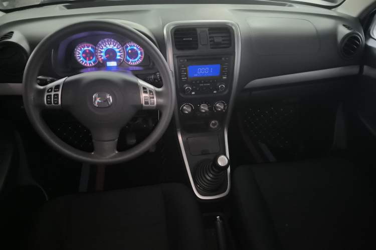 Used Suzuki Wagon R X5 2013 Revised Version 1.4L VVT Cruise Edition Center Console
