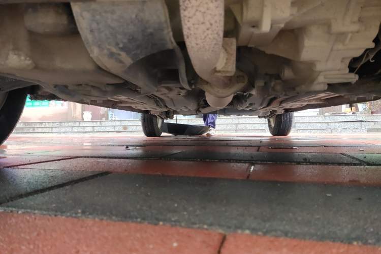 Used Suzuki Wagon R X5 2013 Revised Version 1.4L VVT Cruise Edition Chassis Front