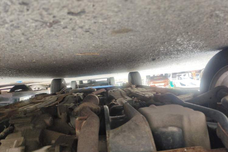 Used Suzuki Wagon R X5 2013 Cruise Edition 1.4L VVT Luxury Model China IV Standard Chassis Front