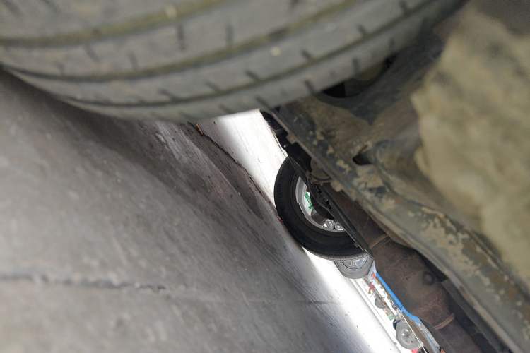 Used Suzuki Wagon R X5 2013 Revised Version 1.4L VVT Cruise Edition Chassis Front Left
