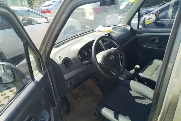 Used Suzuki Wagon R X5 2013 Revised Version 1.4L VVT Cruise Edition Driver Seat