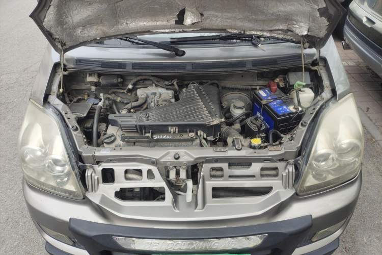 Used Suzuki Wagon R X5 2013 Cruise Edition 1.4L VVT Luxury Model China IV Standard Engine Bay