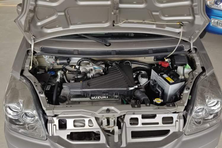 Used Suzuki Wagon R X5 2013 Cruise Edition 1.4L VVT Standard Model Engine Bay