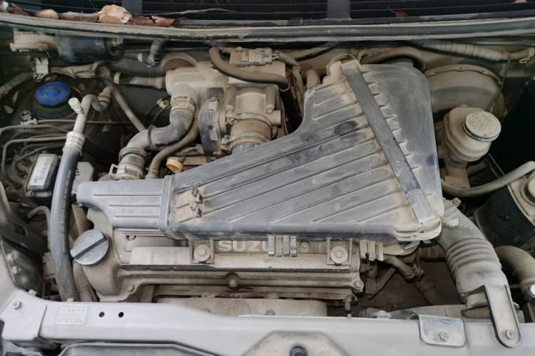 Used Suzuki Wagon R X5 2013 Cruise Edition 1.4L VVT Luxury Model China IV Standard Engine Bay