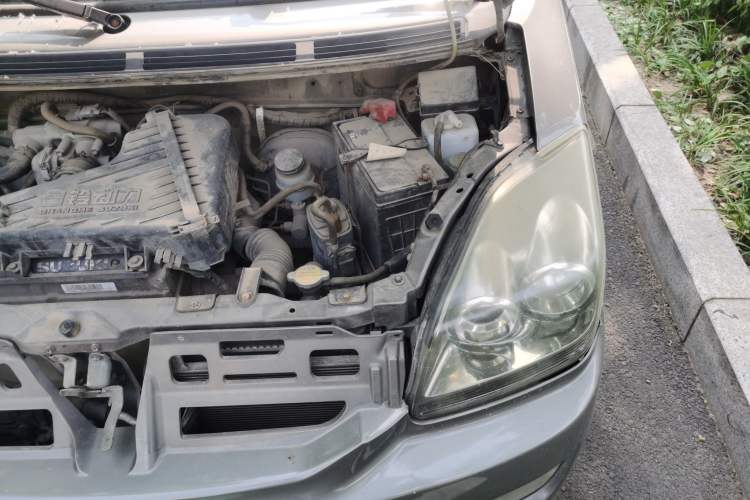Used Suzuki Wagon R X5 2013 Revised Version 1.4L VVT Cruise Edition Engine Bay Left