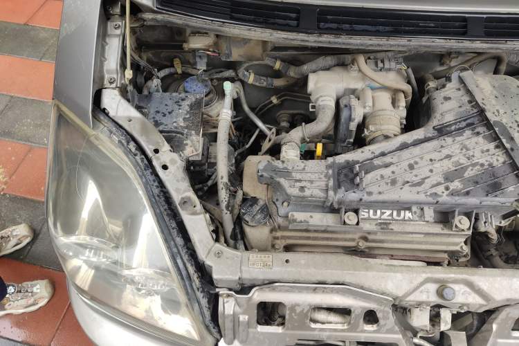 Used Suzuki Wagon R X5 2013 Revised Version 1.4L VVT Cruise Edition Engine Bay Right