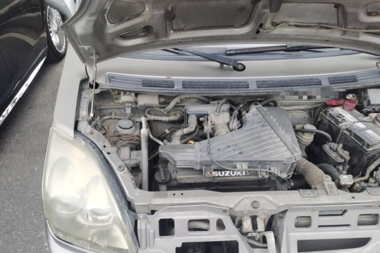 Used Suzuki Wagon R X5 2013 Luxury Edition 1.4L Standard Model Engine Bay Right
