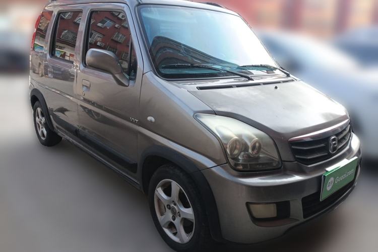 Used Suzuki Wagon R X5 2013 Revised Version 1.4L VVT Cruise Edition Front Right 45 Deg