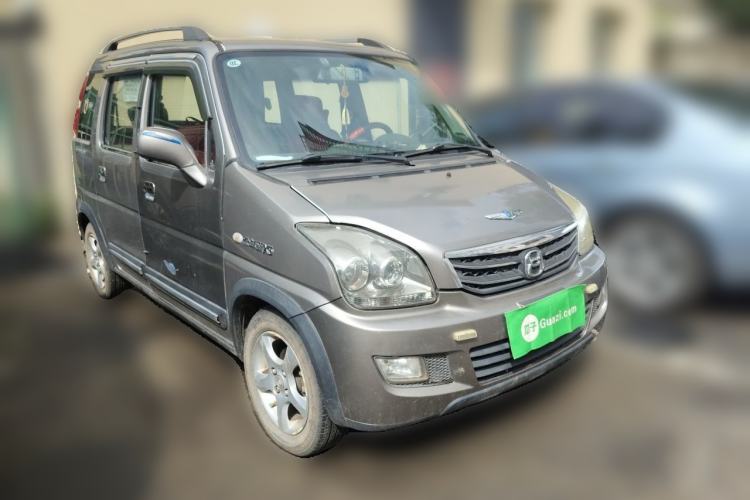 Used Suzuki Wagon R X5 2013 Revised Version 1.4L VVT Cruise Edition Front Right 45 Deg