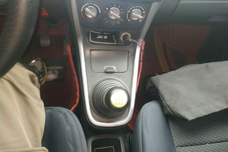 Used Suzuki Wagon R X5 2013 Revised Version 1.4L VVT Cruise Edition Gear Lever