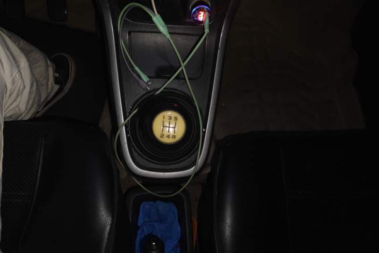 Used Suzuki Wagon R X5 2013 Luxury Edition 1.4L Standard Model Gear Lever