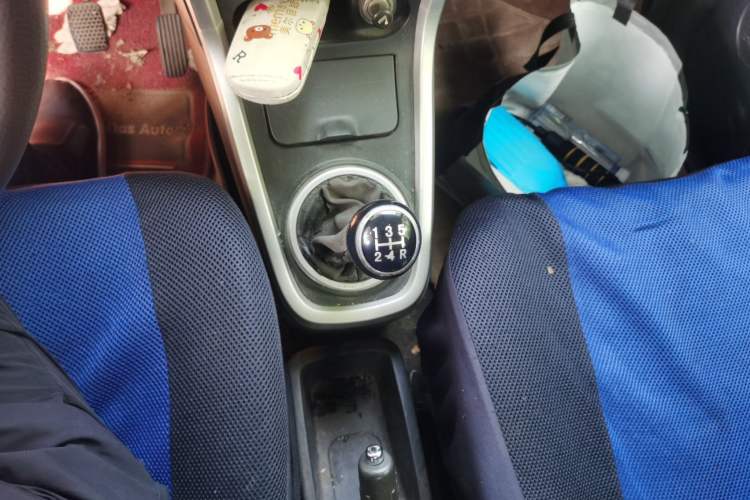 Used Suzuki Wagon R X5 2013 Revised Version 1.4L VVT Cruise Edition Gear Lever
