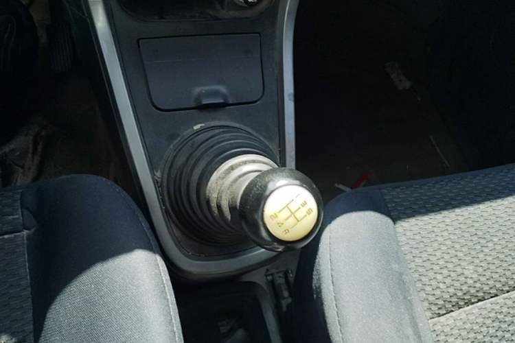 Used Suzuki Wagon R X5 2013 Revised Version 1.4L VVT Cruise Edition Gear Lever