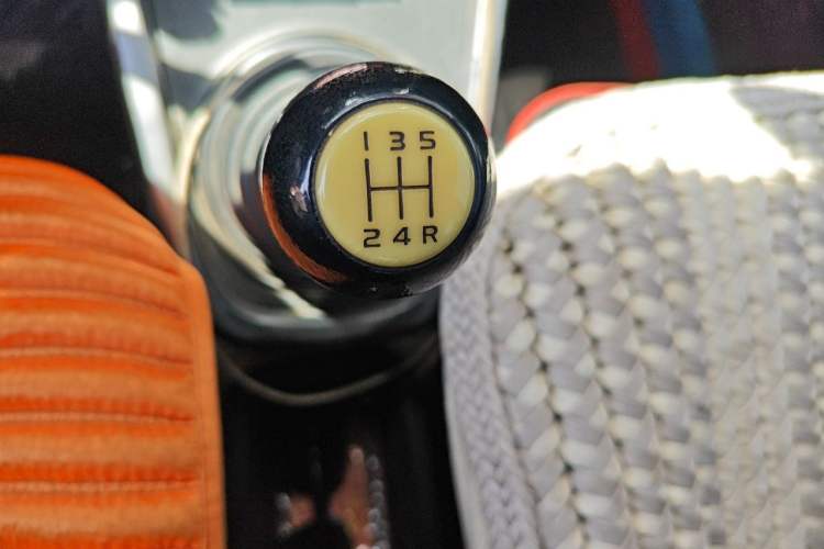 Used Suzuki Wagon R X5 2013 Revised Version 1.4L VVT Cruise Edition Gear Lever