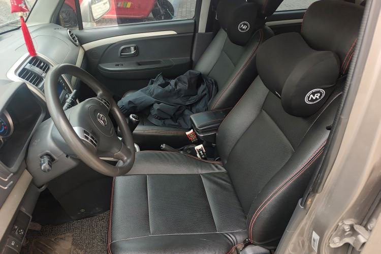 Used Suzuki Wagon R X5 2013 Revised Version 1.4L VVT Cruise Edition Left Front Seat