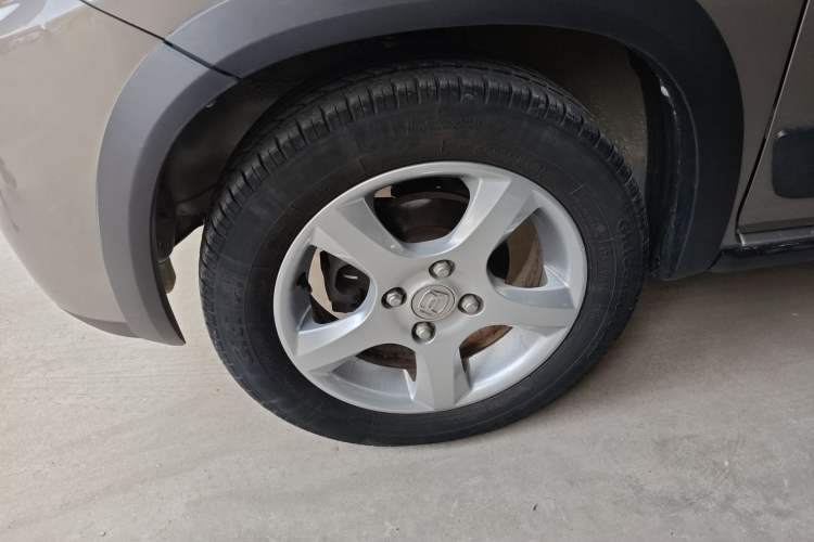 Used Suzuki Wagon R X5 2013 Cruise Edition 1.4L VVT Standard Model Left Front Wheel Hub