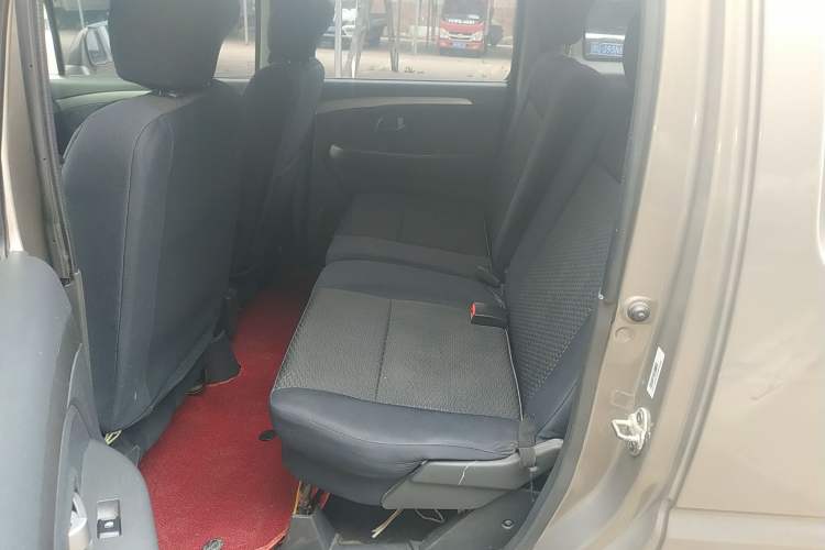 Used Suzuki Wagon R X5 2013 Revised Version 1.4L VVT Cruise Edition Left Rear Seat