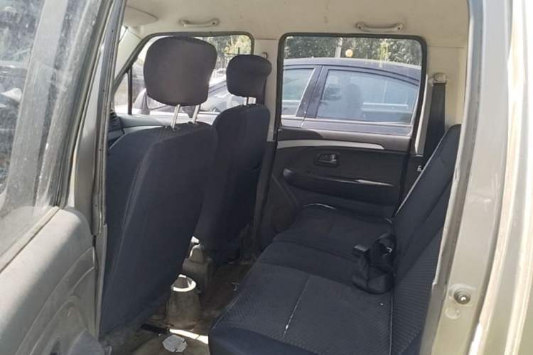 Used Suzuki Wagon R X5 2013 Revised Version 1.4L VVT Cruise Edition Left Rear Seat