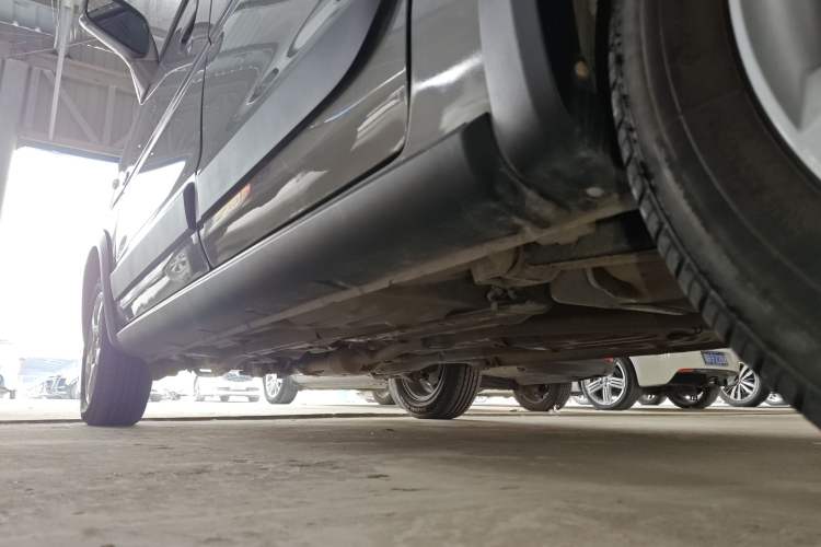 Used Suzuki Wagon R X5 2013 Cruise Edition 1.4L VVT Standard Model Left Side Sill