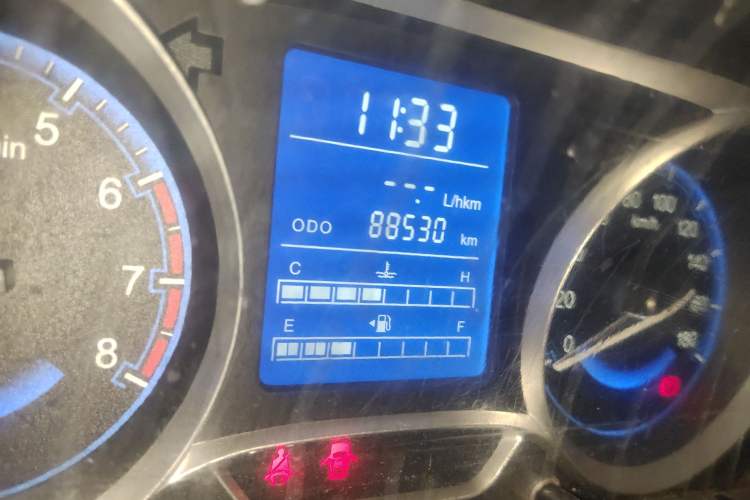 Used Suzuki Wagon R X5 2013 Revised Version 1.4L VVT Cruise Edition Odometer Close Up