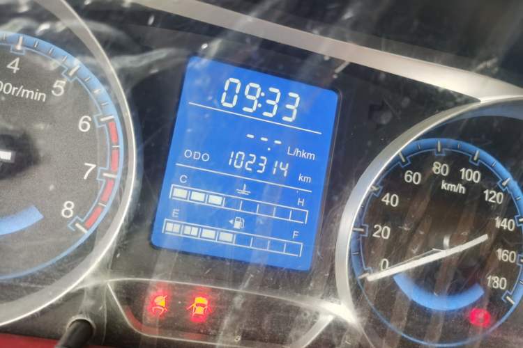 Used Suzuki Wagon R X5 2013 Revised Version 1.4L VVT Cruise Edition Odometer Close Up