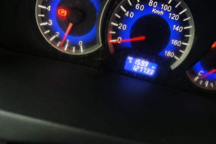 Used Suzuki Wagon R X5 2013 Luxury Edition 1.4L Standard Model Odometer Close Up