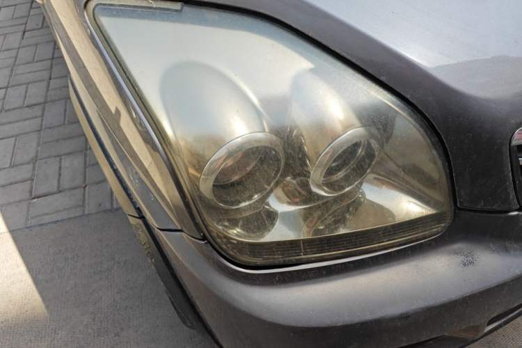 Used Suzuki Wagon R X5 2013 Revised Version 1.4L VVT Cruise Edition Right Front Headlight
