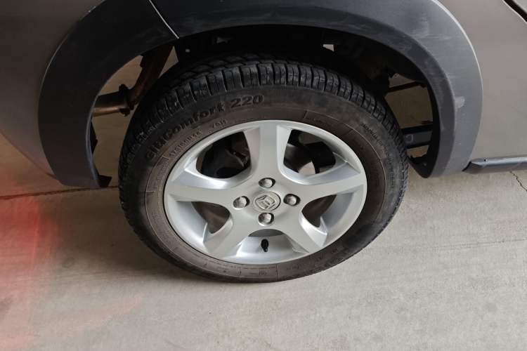 Used Suzuki Wagon R X5 2013 Cruise Edition 1.4L VVT Standard Model Right Rear Wheel Hub