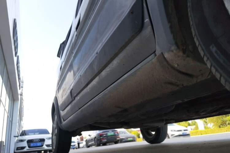Used Suzuki Wagon R X5 2013 Cruise Edition 1.4L VVT Standard Model Right Side Sill