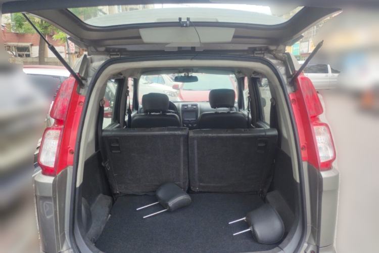 Used Suzuki Wagon R X5 2013 Cruise Edition 1.4L VVT Luxury Model China IV Standard Trunk