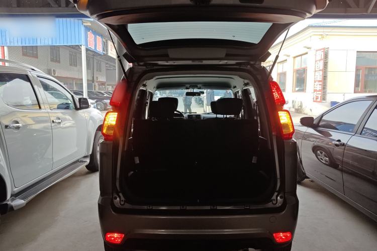 Used Suzuki Wagon R X5 2013 Cruise Edition 1.4L VVT Standard Model Trunk